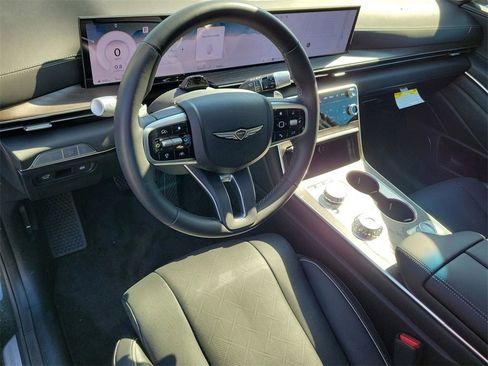 Used 2025 Genesis GV80 2.5T Prestige image 25