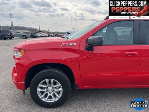 Used 2023 Chevrolet Silverado 1500 RST image 2