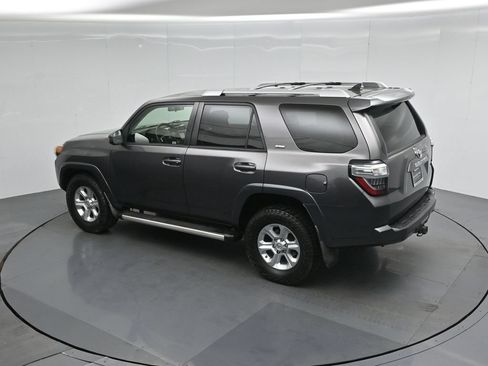 Used 2014 Toyota 4Runner SR5 RWD image 38