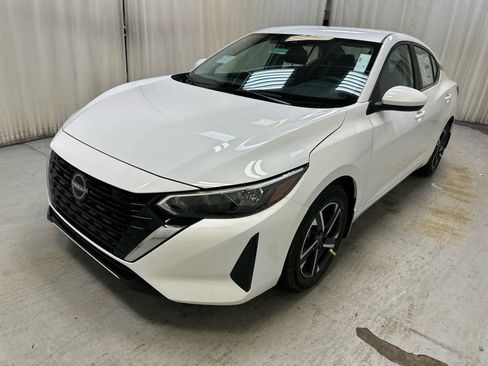New 2025 Nissan Sentra SV w/ All-Weather Package image 8