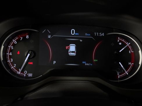 Used 2024 Toyota RAV4 LE FWD image 21