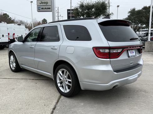 Used 2024 Dodge Durango GT image 7