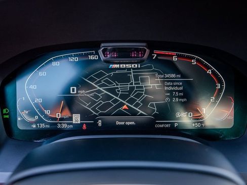 Used 2022 BMW M850i xDrive Coupe image 9