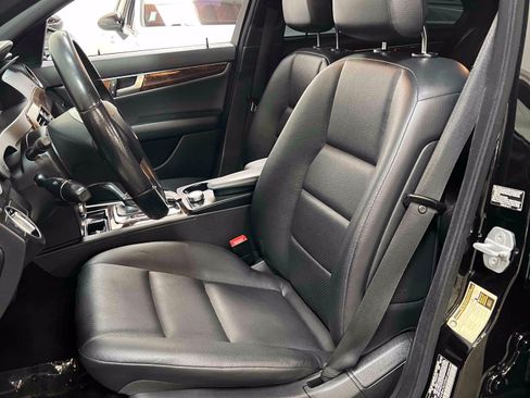 Used 2012 Mercedes-Benz C 250 Sedan image 32
