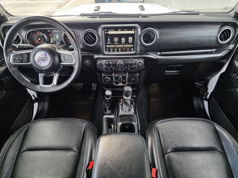 Used 2021 Jeep Wrangler Unlimited Sahara image 12