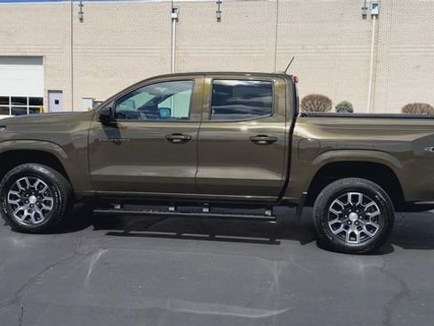 Certified 2024 Chevrolet Colorado LT w/ LT Convenience Package III AWD/4WD image 5