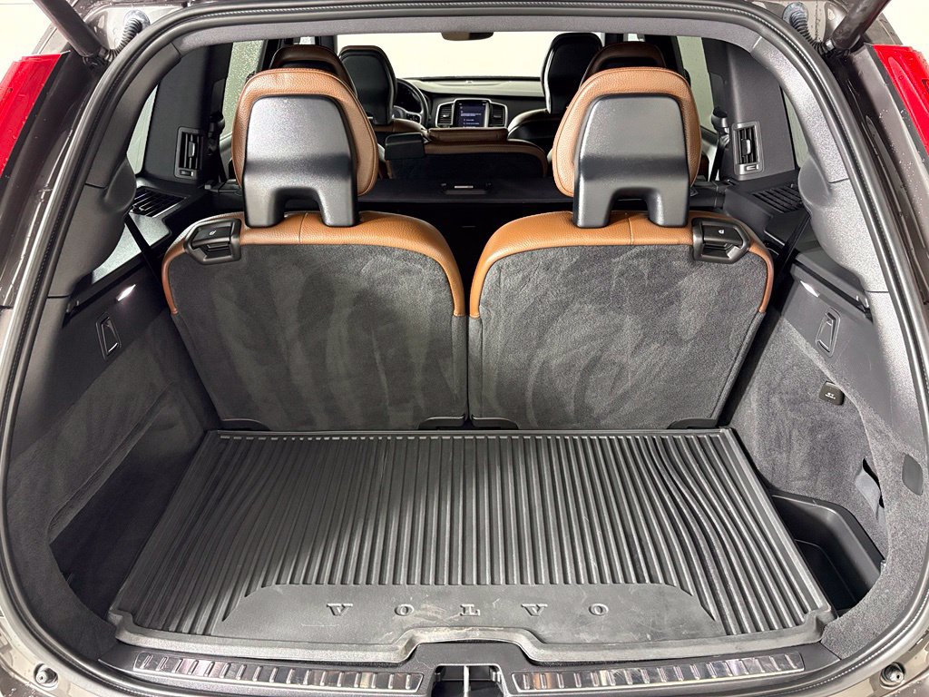 Used 2024 Volvo XC90 B6 Plus w/ Protection Package Premier AWD/4WD image 37