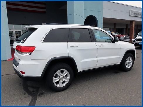 Used 2015 Jeep Grand Cherokee Laredo w/ Quick Order Package 23E AWD/4WD image 7