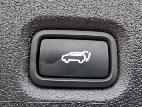 Used 2023 Hyundai Santa Fe SEL w/ Premium Package AWD/4WD image 31