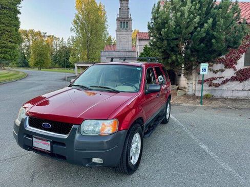 Used 2003 Ford Escape XLT image 2