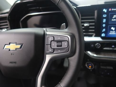 Used 2025 Chevrolet Silverado 1500 LTZ AWD/4WD image 20