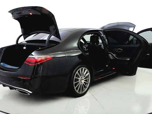 Used 2023 Mercedes-Benz S 500 4MATIC w/ AMG Line image 14