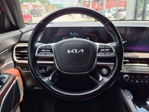 Certified 2023 Kia Telluride EX w/ EX Captain's Chair Package AWD/4WD image 16