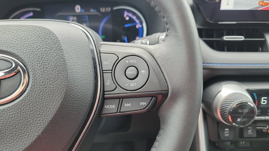 Certified 2024 Toyota RAV4 XSE AWD/4WD image 21