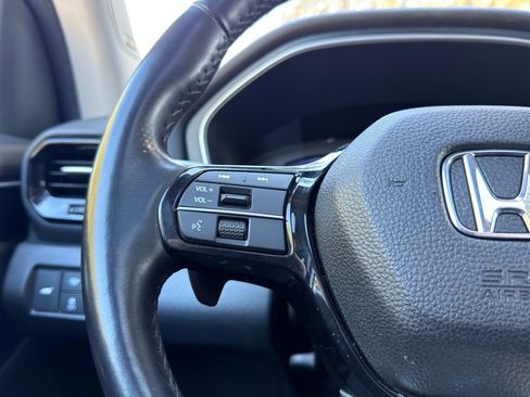 Used 2023 Honda Pilot Elite image 25