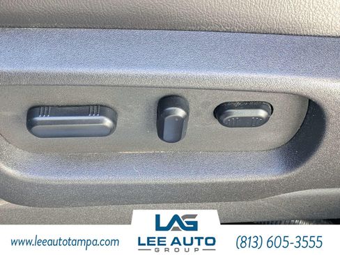 Used 2013 Ford Flex Limited FWD image 19