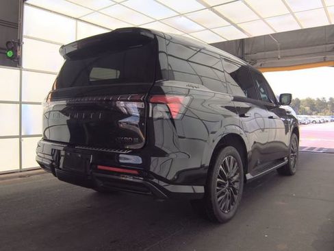 Used 2025 INFINITI QX80 Autograph AWD/4WD image 3