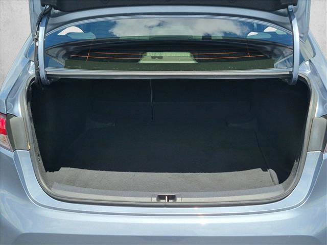 Used 2022 Toyota Corolla LE FWD image 6