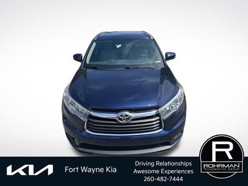 Used 2016 Toyota Highlander XLE AWD/4WD image 9