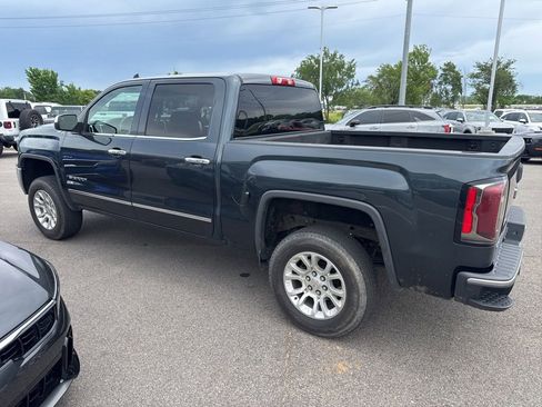 Used 2018 GMC Sierra 1500 SLT w/ SLT Premium Package AWD/4WD image 3