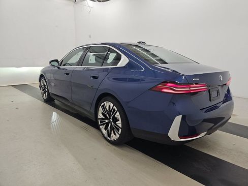 Used 2027 BMW 540i xDrive AWD/4WD image 6