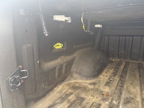 Used 2011 Toyota Tundra Limited image 19