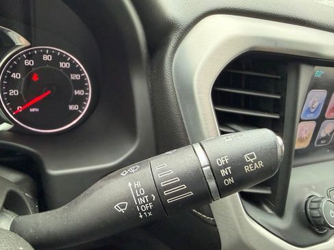 Used 2019 GMC Acadia SLE w/ Driver Alert Package I image 25