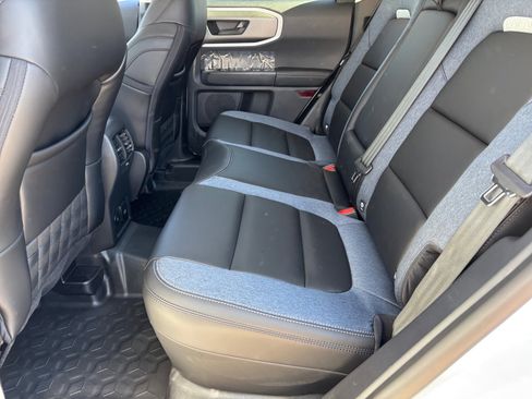 Used 2026 Ford Bronco Sport Outer Banks w/ Sasquatch Outer Banks Package image 17