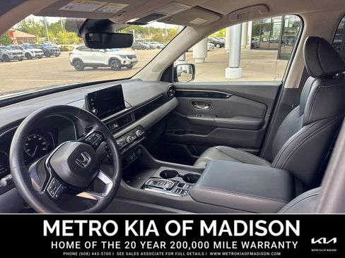 Used 2025 Honda Pilot EX-L image 14