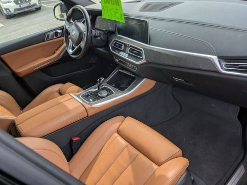 Used 2022 BMW X5 xDrive45e w/ Climate Comfort Package image 24
