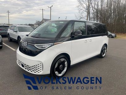 New 2025 Volkswagen ID. Buzz Pro S