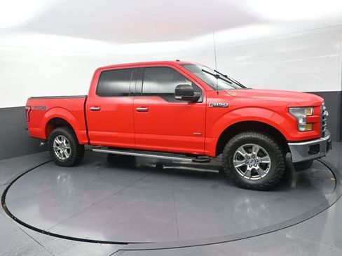 Used 2015 Ford F150 XLT w/ Equipment Group 302A Luxury AWD/4WD image 19