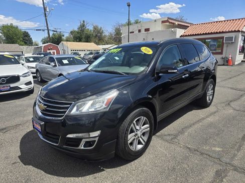 Used 2016 Chevrolet Traverse LT AWD/4WD image 2