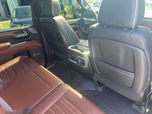 Used 2024 GMC Sierra 2500 Denali Ultimate AWD/4WD image 22