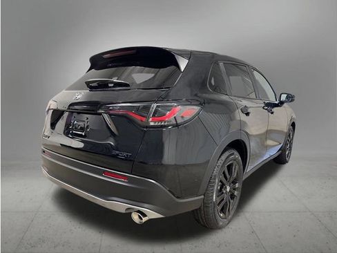 New 2027 Honda HR-V Sport image 7