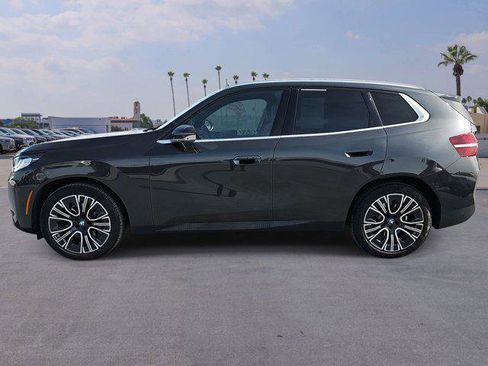 Used 2025 BMW X3 xDrive30i w/ Premium Package image 8