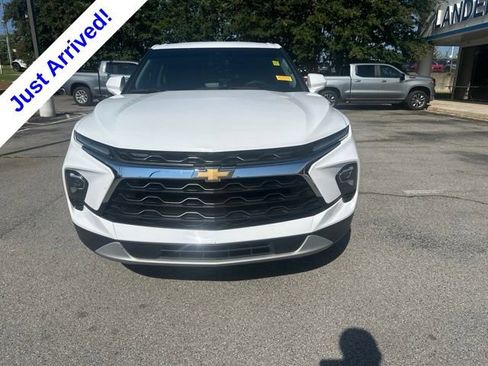 Used 2023 Chevrolet Blazer LT w/ LPO, Floor Liner Package FWD image 8
