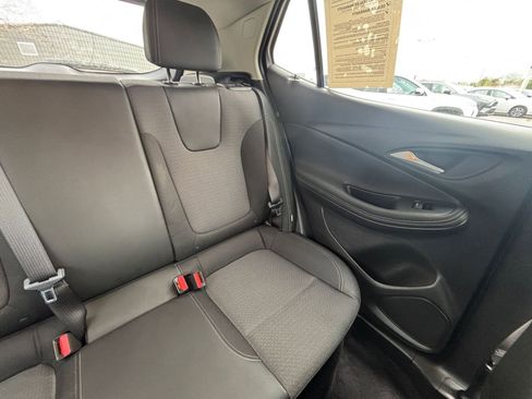 Used 2025 Buick Encore GX Preferred AWD/4WD image 34