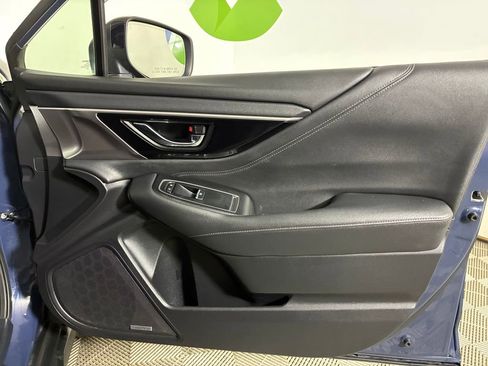 Used 2023 Subaru Outback Limited image 31