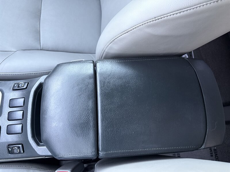 Used 2006 Toyota 4Runner Limited w/ Preferred Accessory Pkg RWD image 21