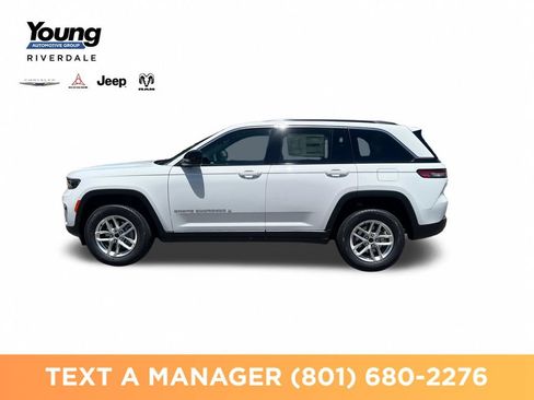 New 2026 Jeep Grand Cherokee Laredo X AWD/4WD image 2