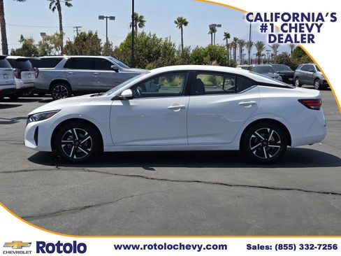 Used 2025 Nissan Sentra SV FWD image 4