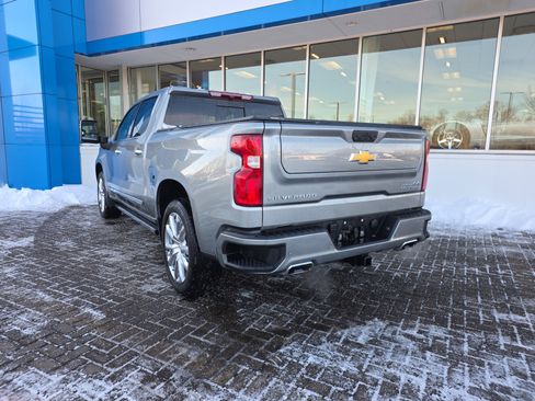 Used 2024 Chevrolet Silverado 1500 High Country w/ High Country Premium Package image 3