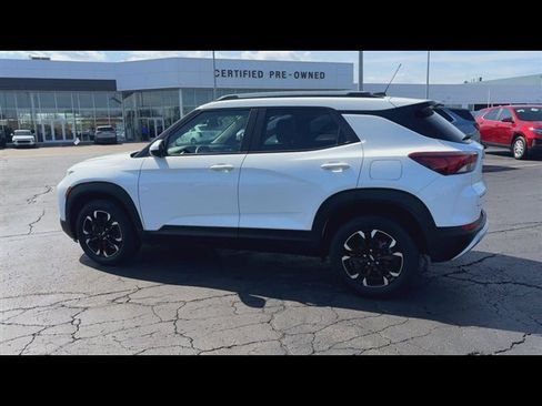 Used 2022 Chevrolet TrailBlazer LT w/ Convenience Package image 6