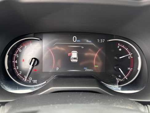 Used 2024 Toyota RAV4 XLE Premium FWD image 21