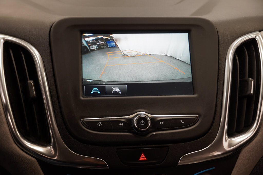 Certified 2018 Chevrolet Equinox LT FWD image 25