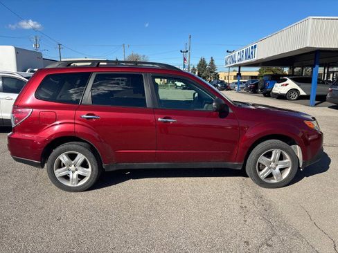 Used 2010 Subaru Forester 2.5X Premium image 4