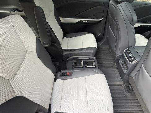 Used 2026 Lexus TX 350 AWD w/ Technology Package image 39