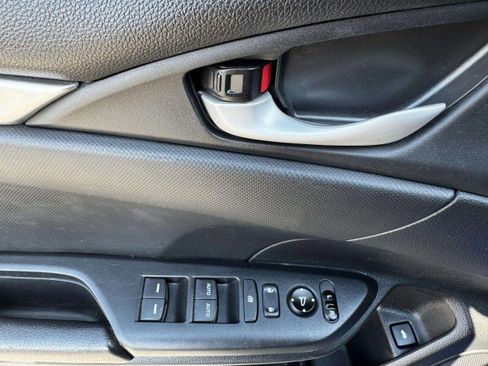 Used 2019 Honda Civic Sport image 44