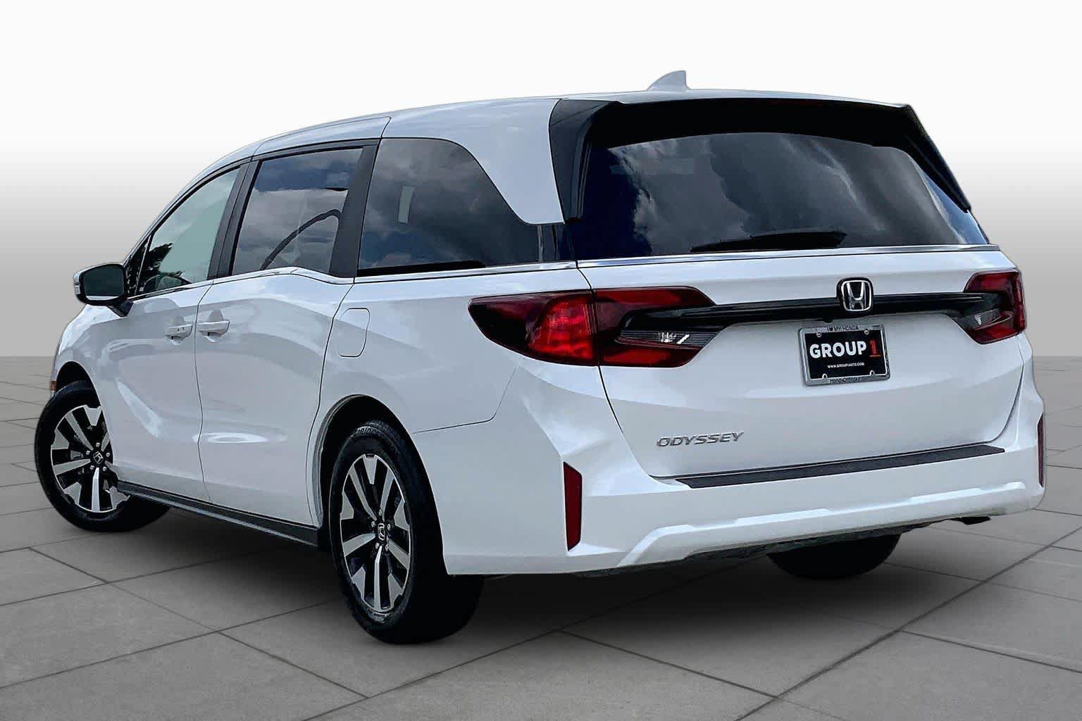 New 2027 Honda Odyssey EX-L image 14
